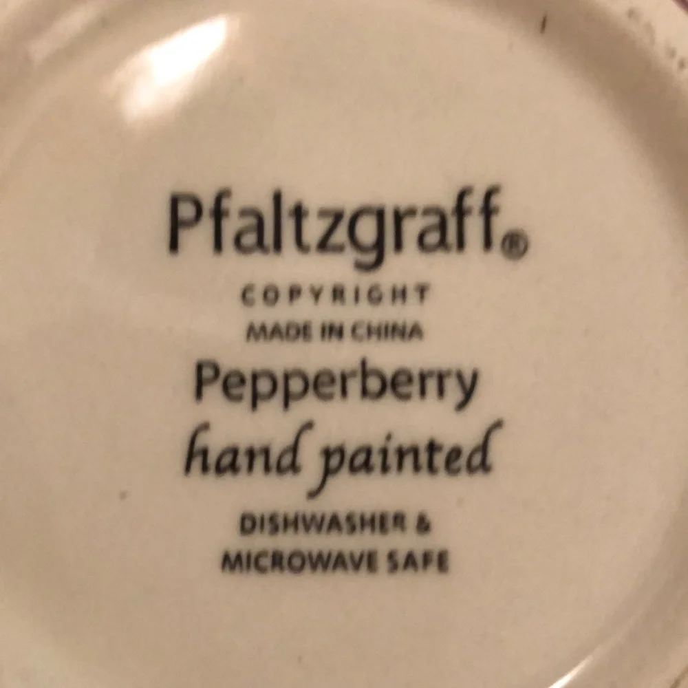 Vintage Pfaltzgraff Pepperberry 4 Mugs